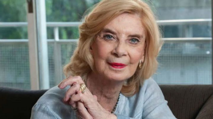 ¡Preocupación y torazo de Sandra Mihanovich! Graciela Dufau se descompensó en plena función de 'Brujas' y la cantante, que había ido a ver la obra, tomó su lugar