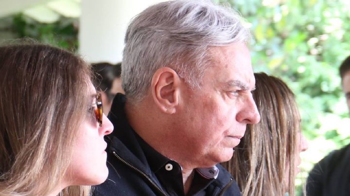 El últimos adiós de Carlos Monti a su esposa, Silvia Liceaga, que falleció tras una larga lucha contra la leucemia