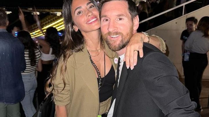 La noche romántica de Lio Messi y Antonela Roccuzzo que terminó con una foto 'cholula' para el recuerdo