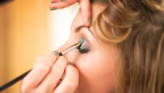 Alerta: los maquillajes que ponen en riesgo la salud de tus ojos