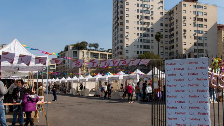 Así es la feria Festiva del Mercado de  Pulgas que podés disfrutar este fin de semana